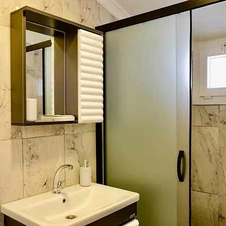 Washington, In The Center Of Fethiye, By Sea