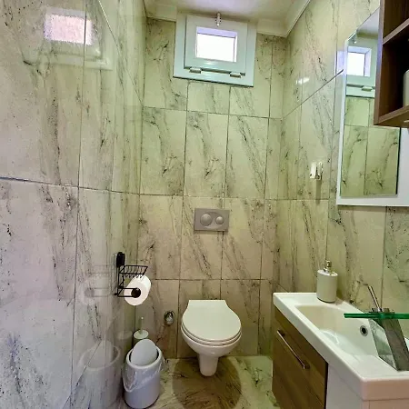 Washington, In The Center Of Fethiye, By Sea Daire *