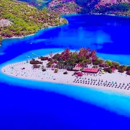 Washington, In The Center Of Fethiye, By Sea Daire *